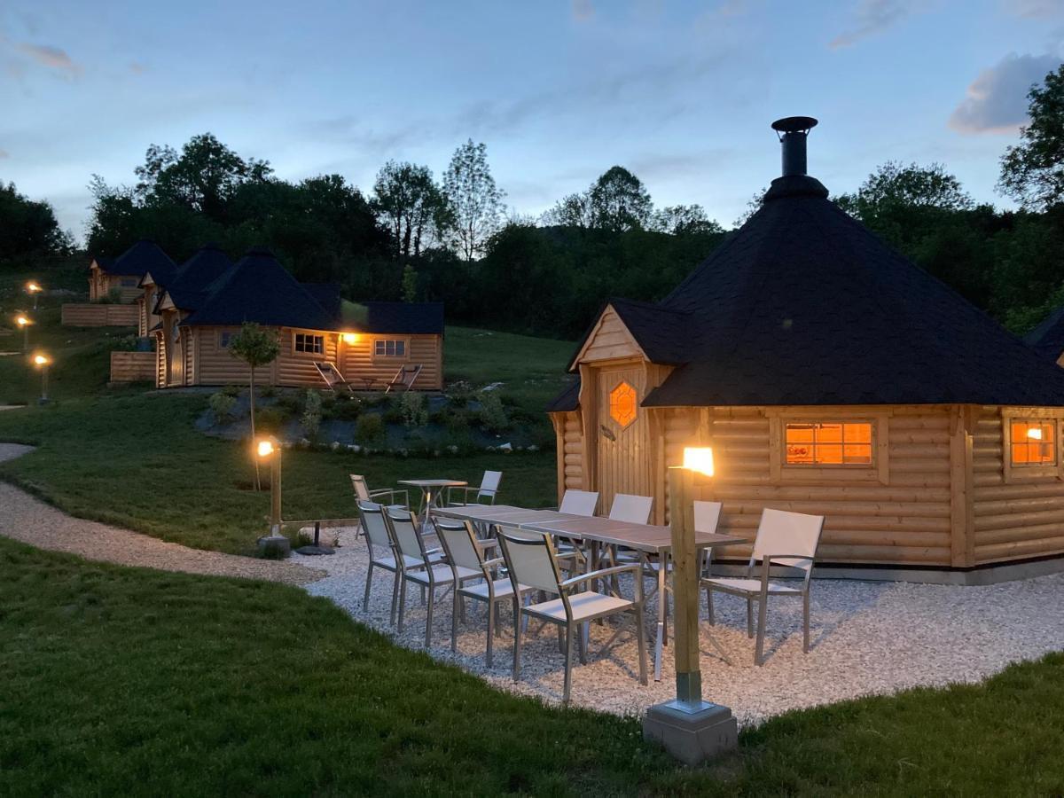 Aux Kotas Finland'Ain Villa Izieu Buitenkant foto
